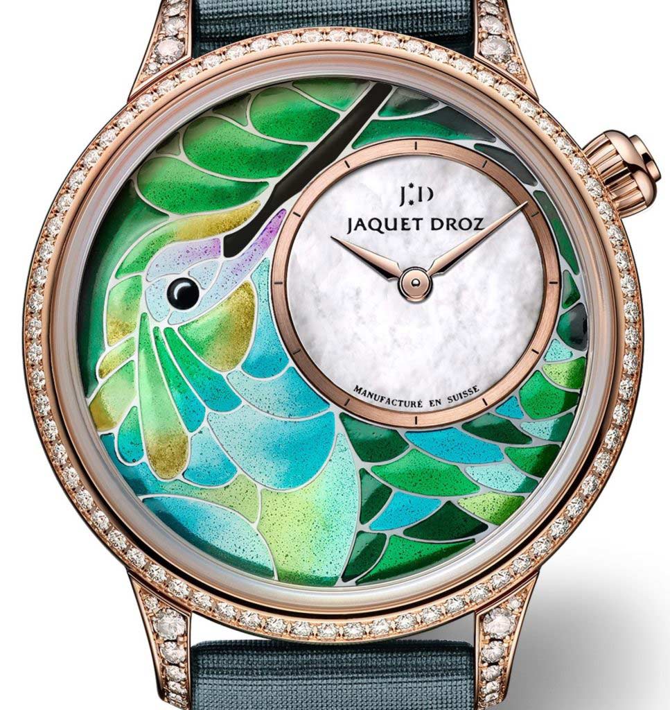 ساعتی الهام گرفته شده از یک پرنده